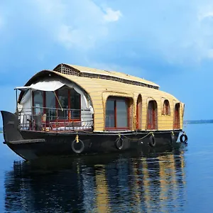 Aqua Castle Houseboat - By Aqua Jumbo Houseboats 3*, Alappuzha India